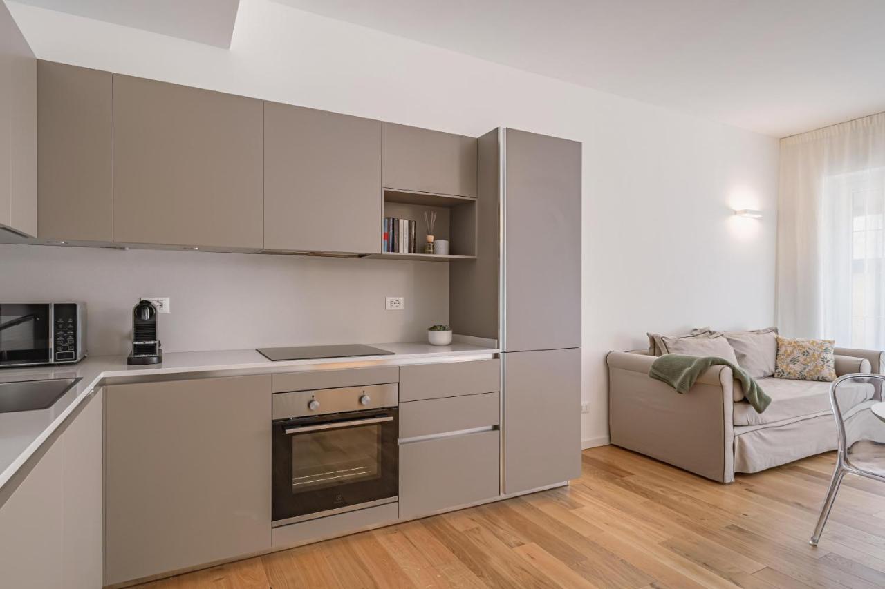 Milano Apartments S Agostino - Porta Genova Bagian luar foto