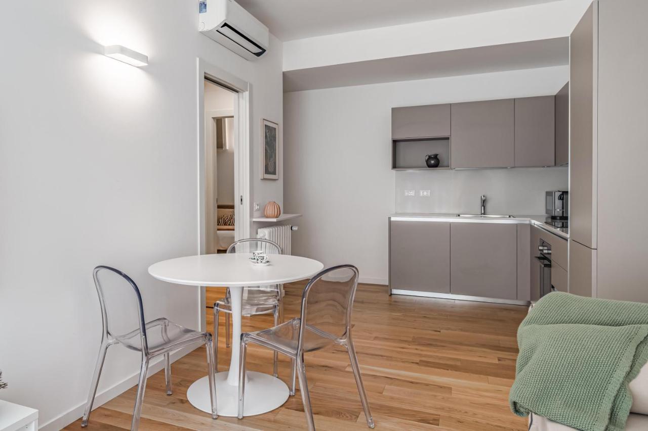 Milano Apartments S Agostino - Porta Genova Bagian luar foto