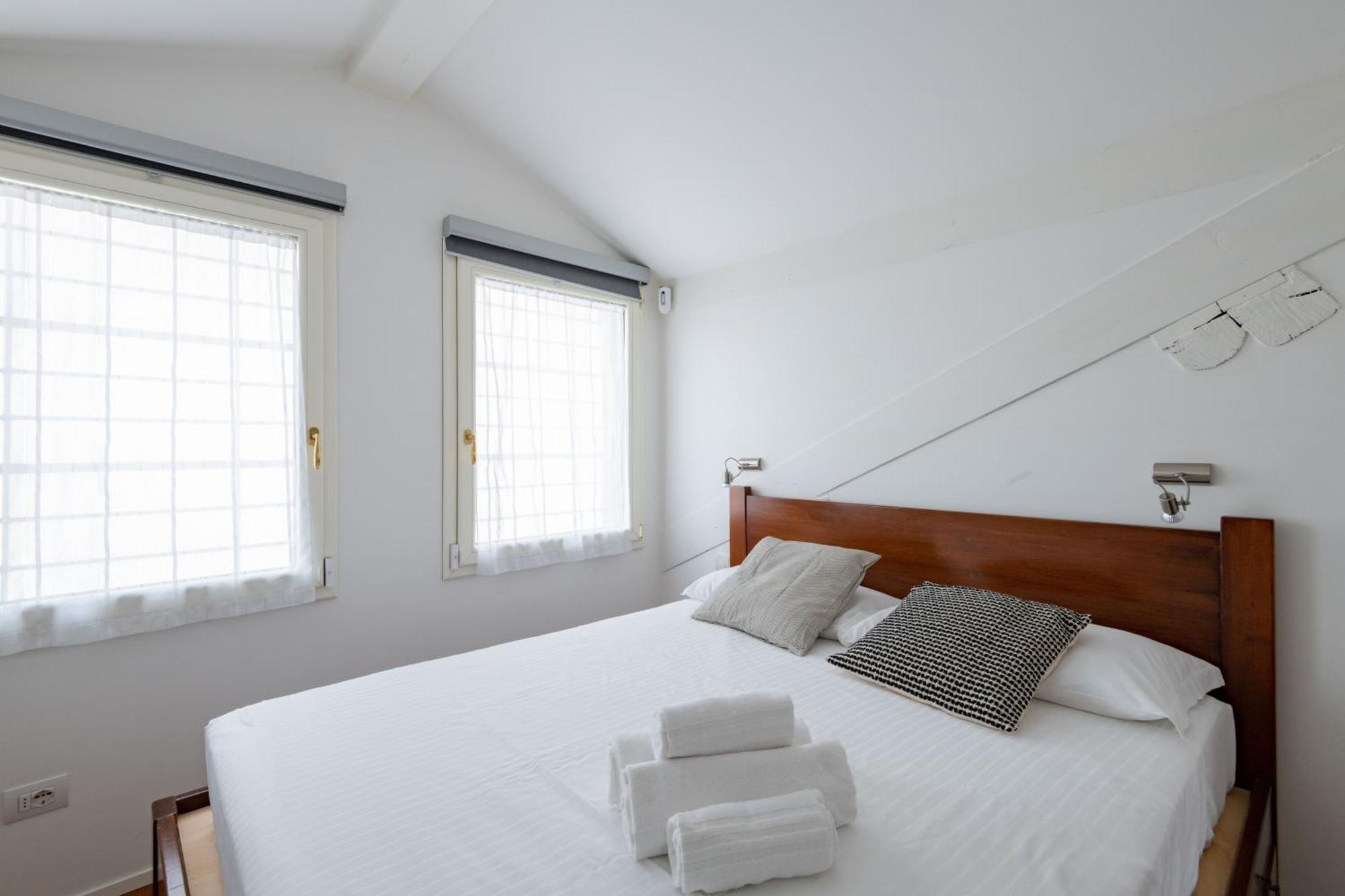 Milano Apartments S Agostino - Porta Genova Bagian luar foto